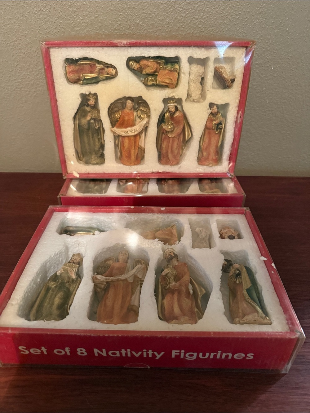 8-Piece Nativity Figurine Set in Green and Orange – Holiday Home Decor